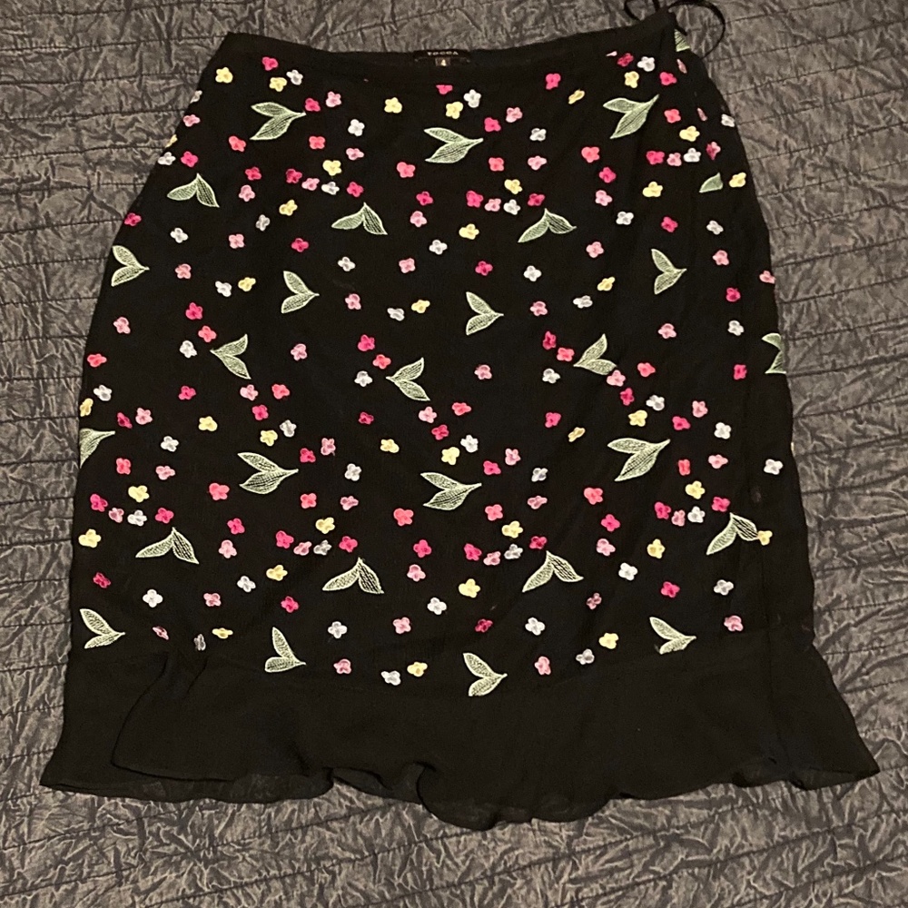 Silk Mid Length Skirt w/ Embroidered Flowers